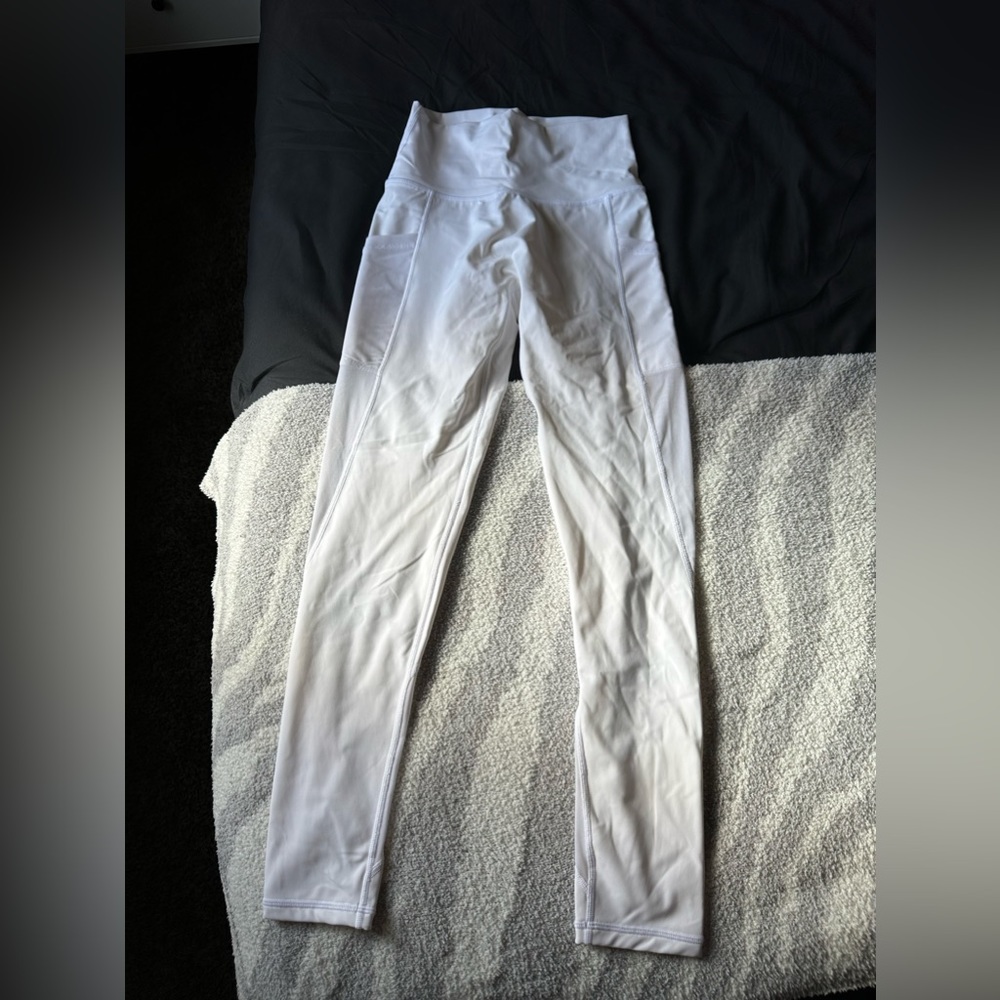 White Gym Leggings With Pockets